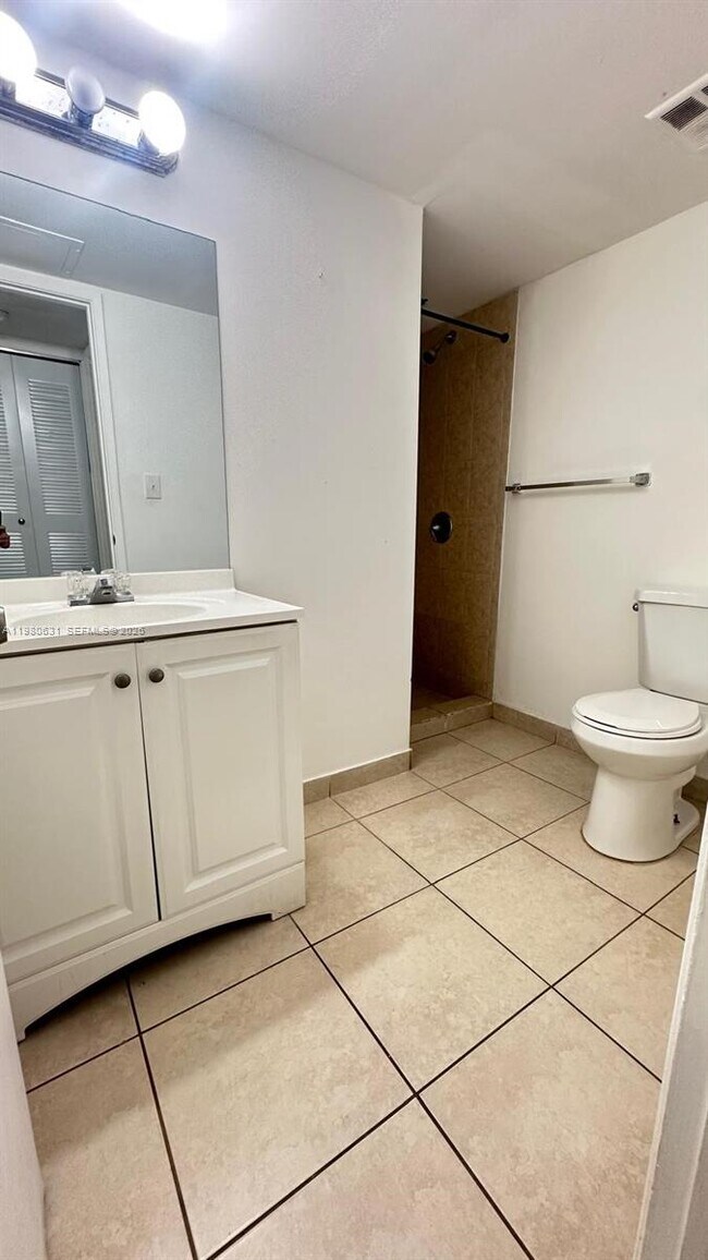 Building Photo - 7125 NW 186th St