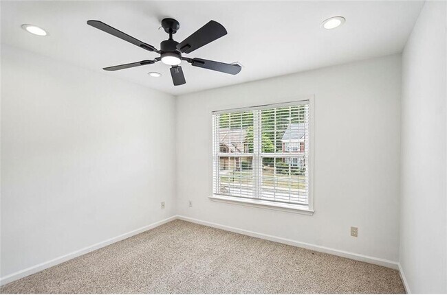 Building Photo - 5157 Wellisford Ct NW