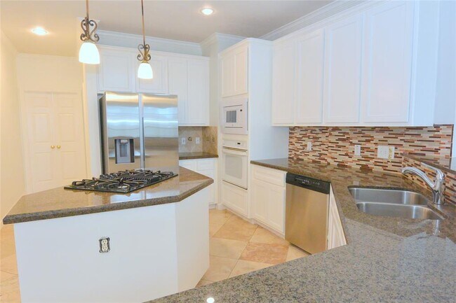 Building Photo - 5902 Indian Hills Ln