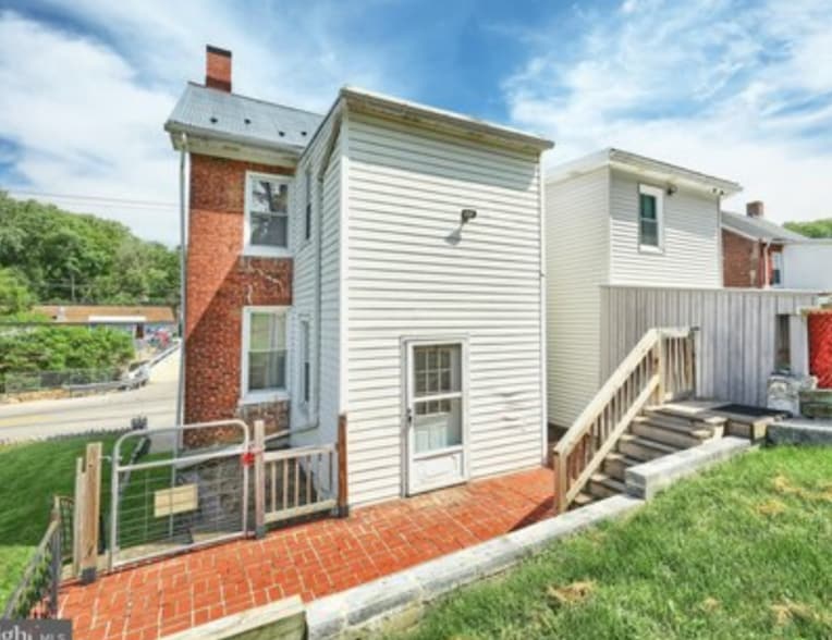 Building Photo - 23 Baltimore St