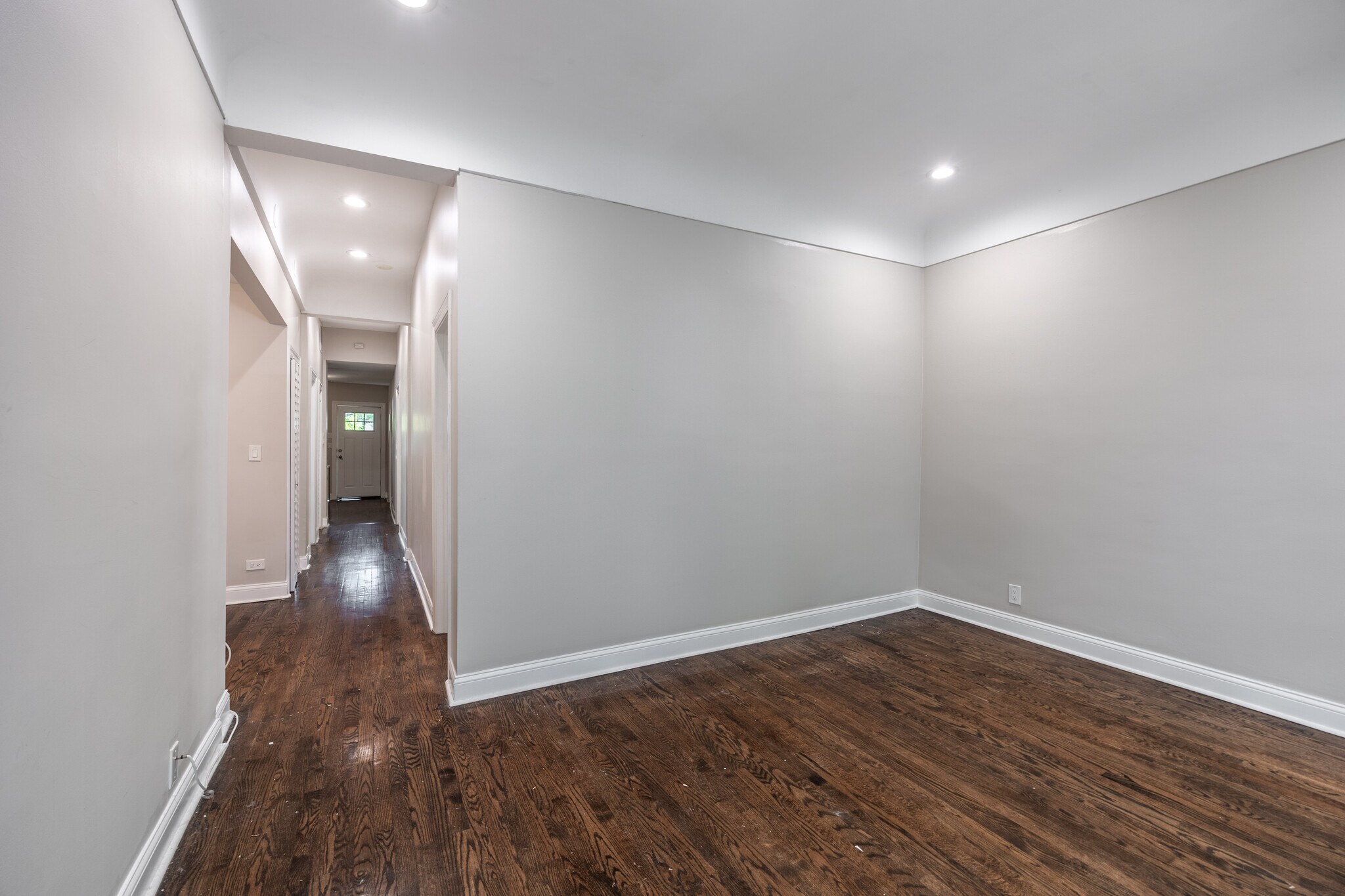 Building Photo - 4849 N Seeley Ave