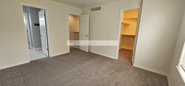 Building Photo - 4976 10th St