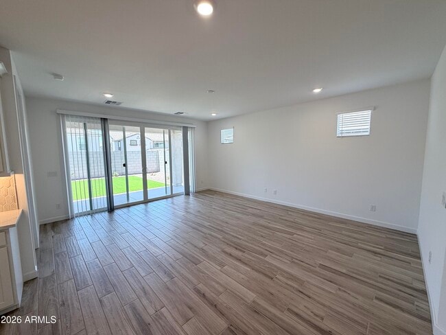 Building Photo - 6999 W Pinnacle Vista Dr