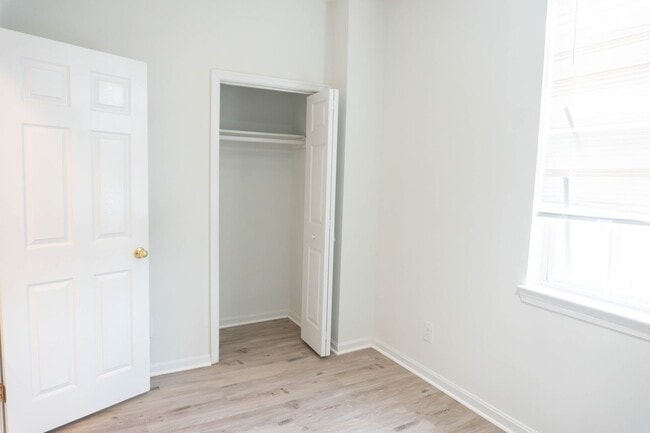 Building Photo - Charming Capitol Hill Home Near Lincoln Park – Modern Comfort Meets Historic Elegance