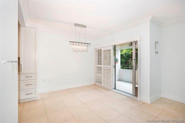 Building Photo - 5838 SW 74th Terrace