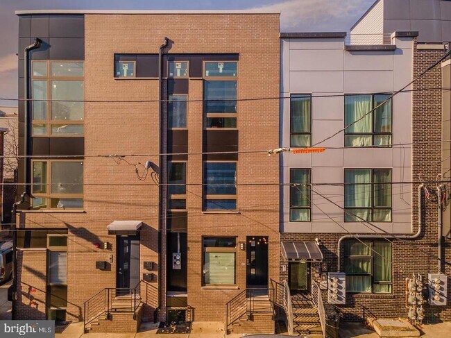 Building Photo - 920 N 15th St