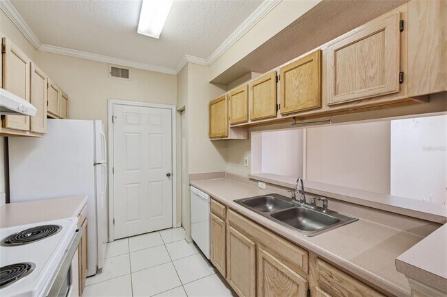 Building Photo - 5612 Pinnacle Heights Cir