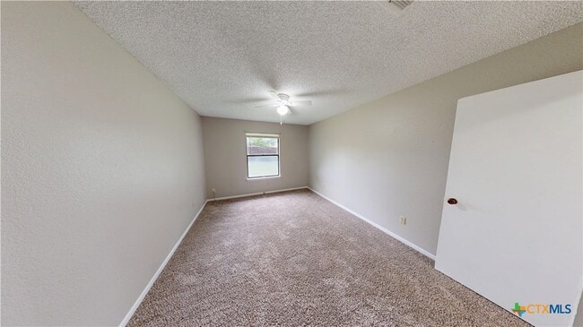 Building Photo - 4505 River Oaks Dr