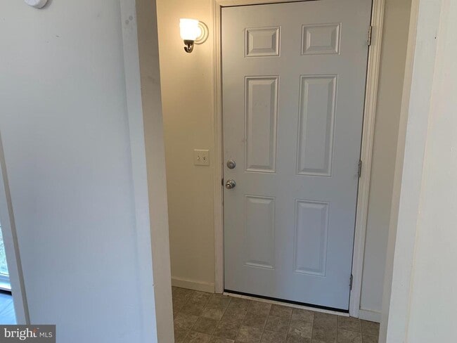 Building Photo - 729 Dollar Lane