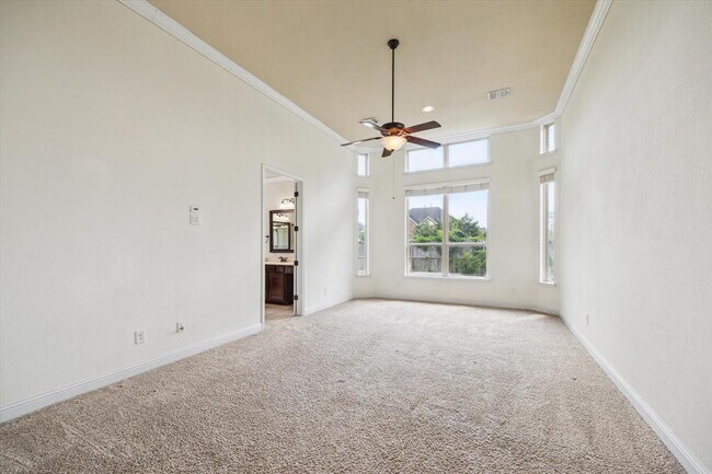 Building Photo - 27 Tioga Pl