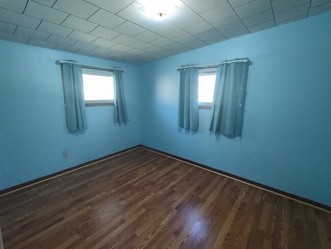 Building Photo - 7405 E Comanche Ave
