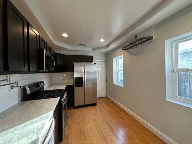 Building Photo - Charming 3 Bedroom/2.5 Bathroom Townhome in Fells Point, Baltimore, MD!