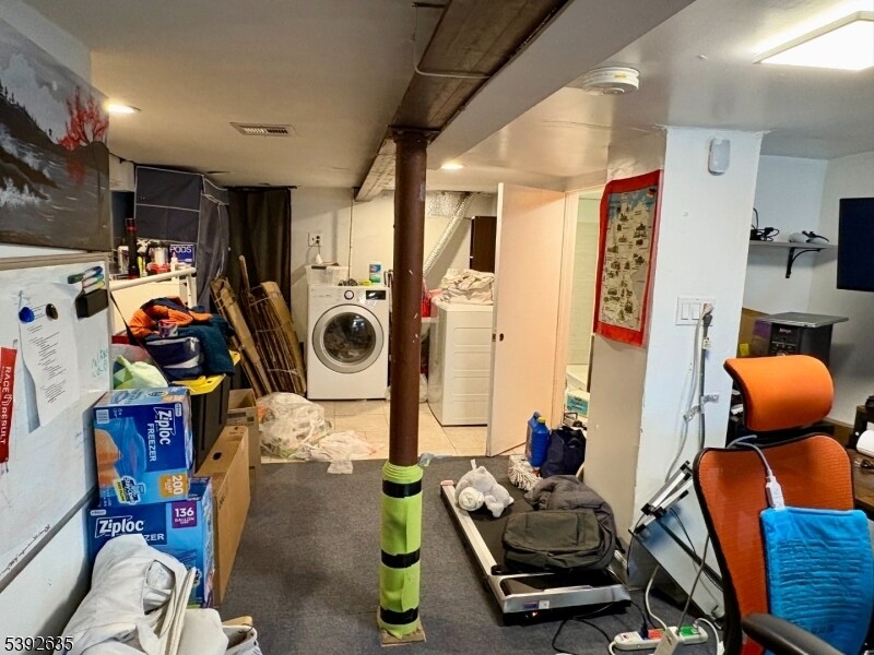 Building Photo - 425 Lafayette St