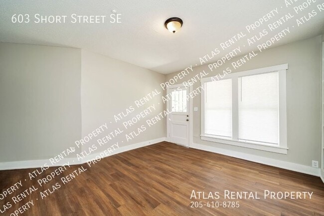 Building Photo - 603 Short St SE