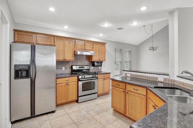 Building Photo - 10718 Claywood Dr