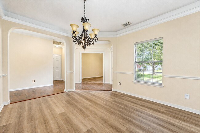 Building Photo - 17415 Elverson Oaks Dr