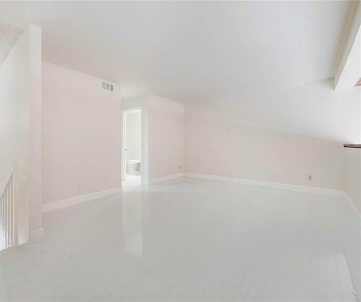 Building Photo - 13167 SW 11th Lane Cir