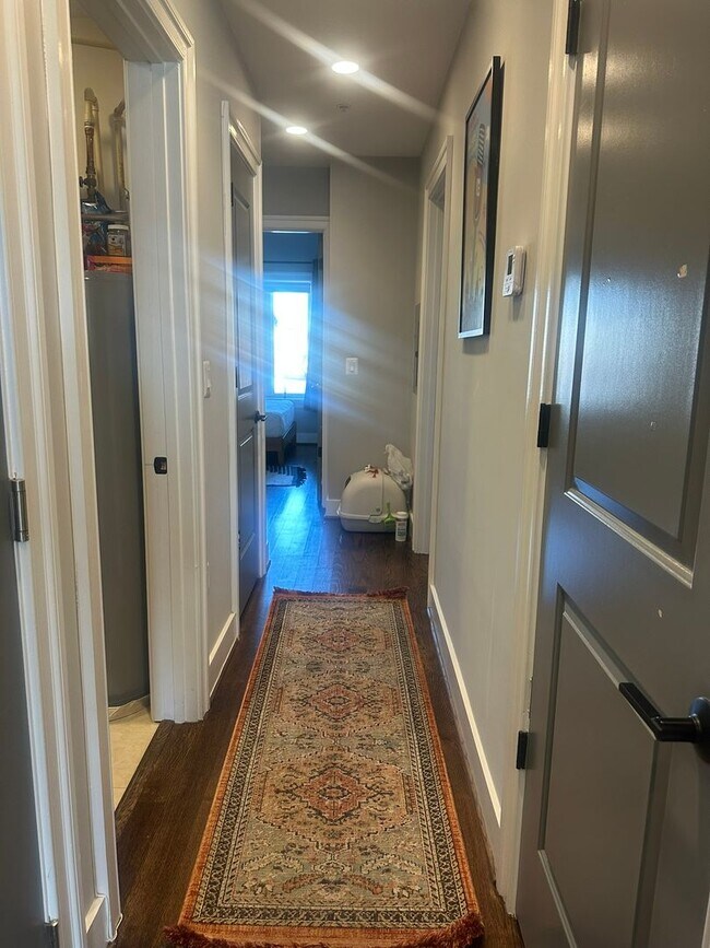 Building Photo - Modern Features Columbia Heights Neighborhood 2 Bedroom 2 Bath Condo with Balcony Pet Friendly