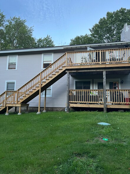 Outside of Unit - 306 Heather Ln