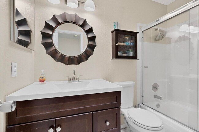 Building Photo - COMING SOON! Furnished 2 bedroom 2 bath Townhouse With A Bonus Room in a Great Location!