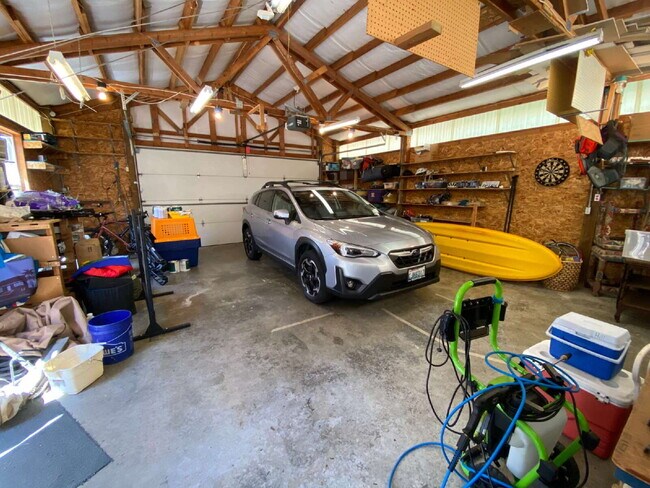 Building Photo - Charming 3-Bedroom Home with Massive Detac...