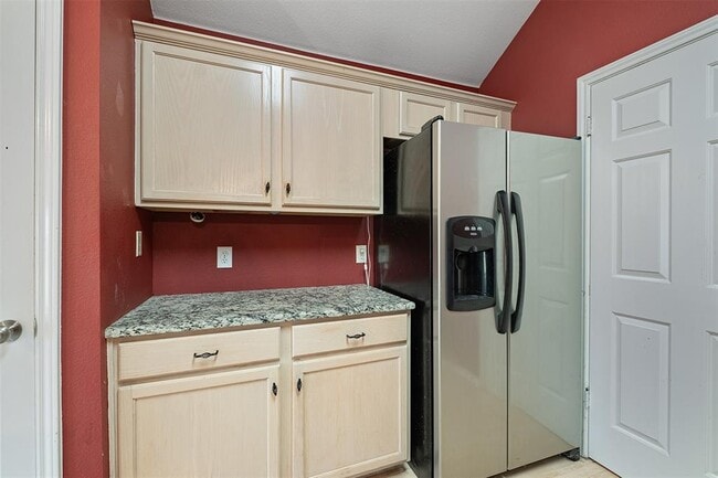 Building Photo - 3012 Hill St