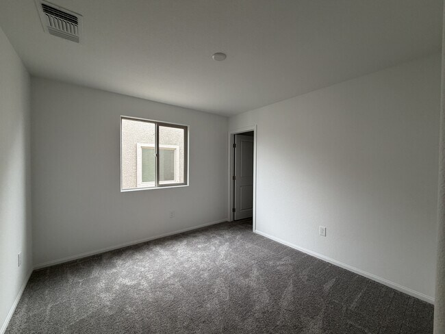 Building Photo - 7430 Pioneer Way