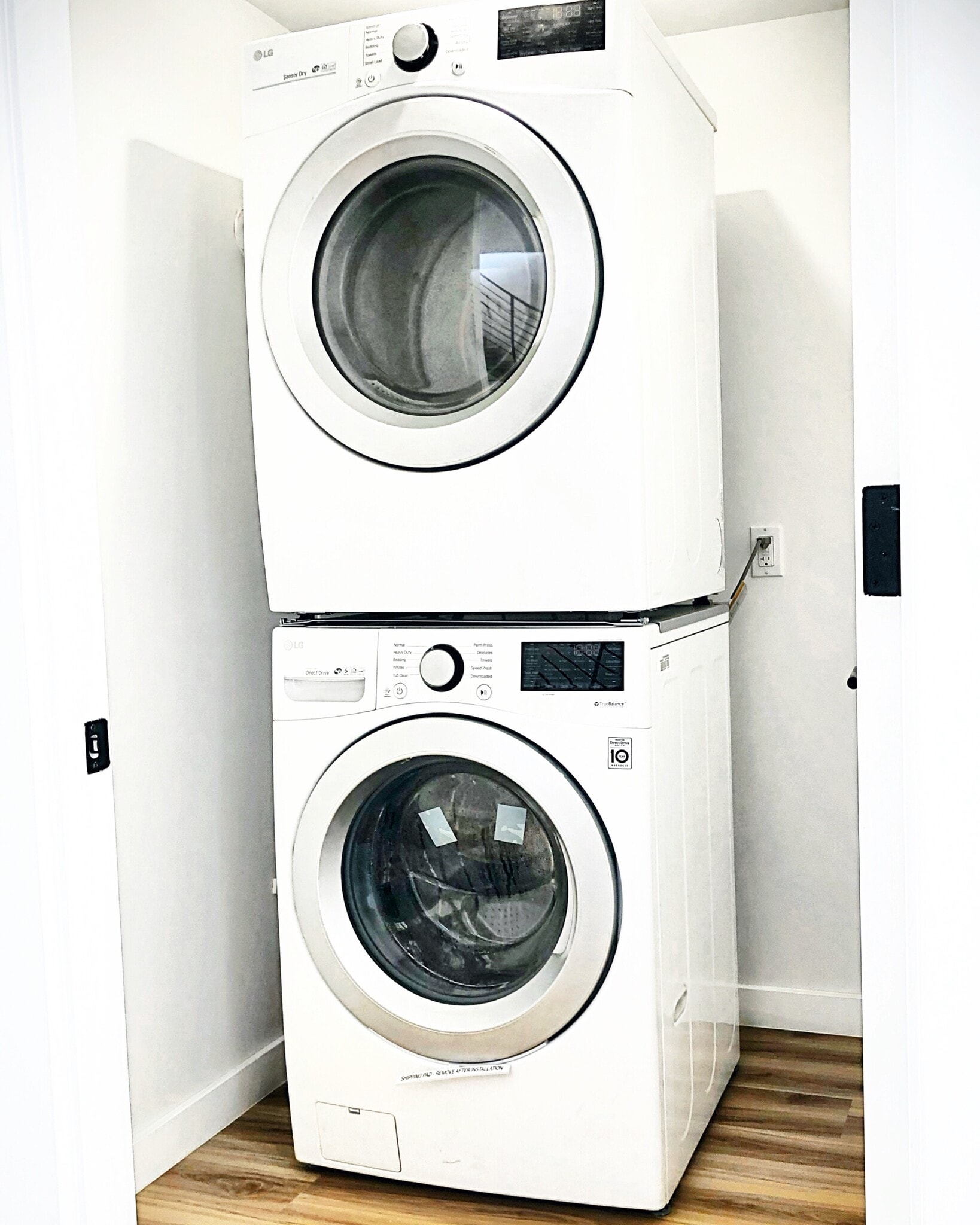 Building Photo - 10839 Kling St