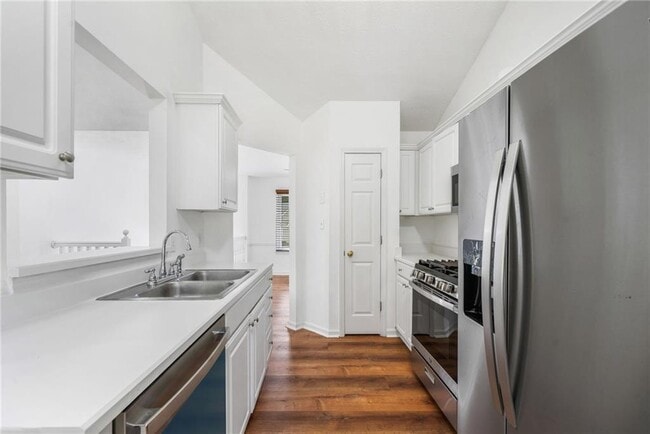 Building Photo - 535 Durham Ridge Dr NW