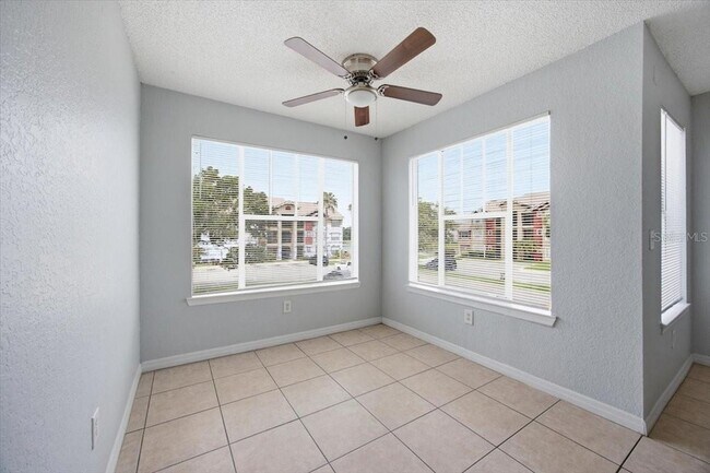 Building Photo - 2213 Grand Cayman Ct