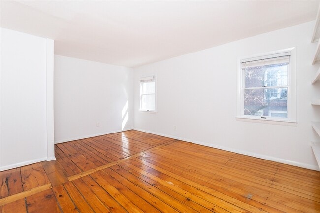 Building Photo - 4 Cogswell Pl