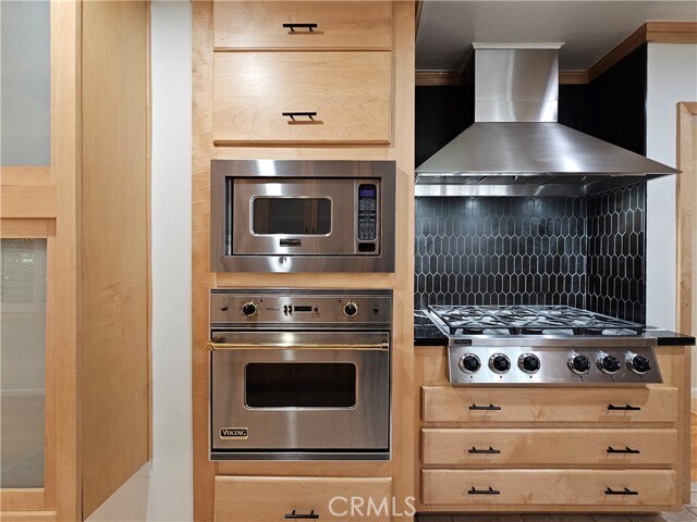 Building Photo - 4559 Don Pio Dr