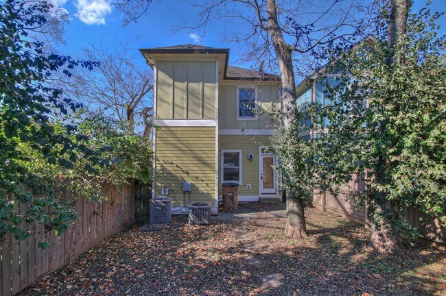Building Photo - Great East Nashville 3BR Home