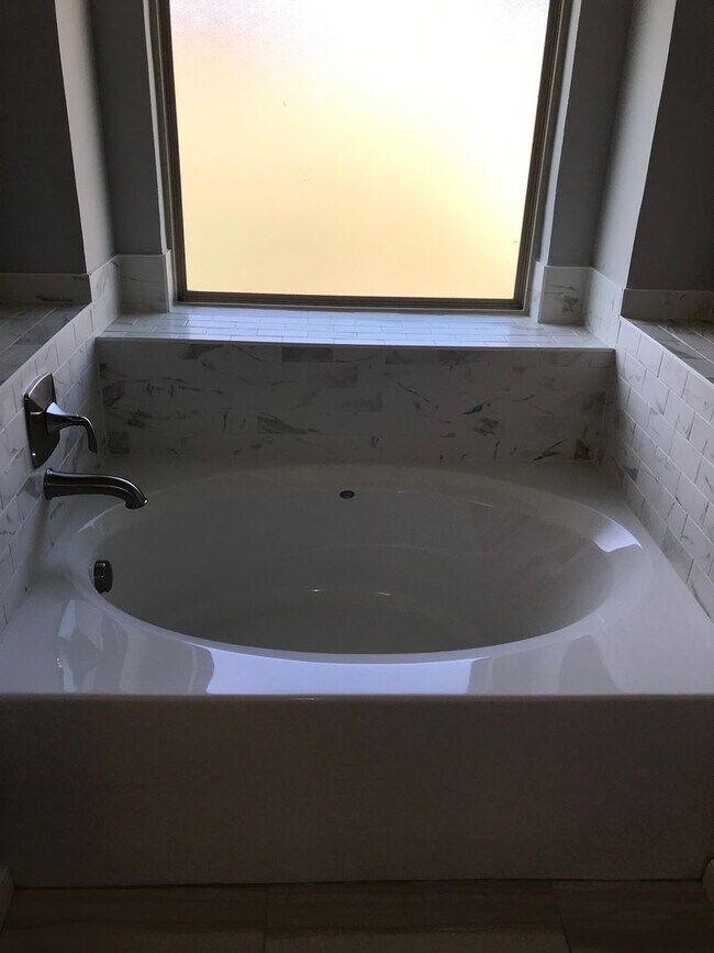 Building Photo - First Month Free!