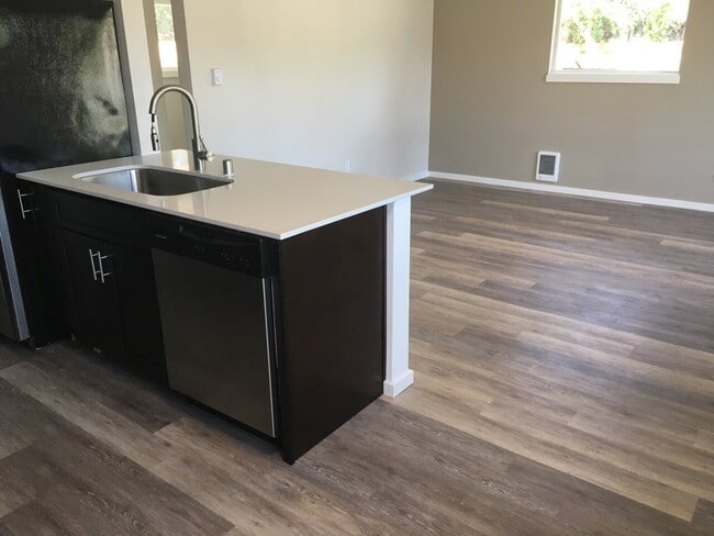 Building Photo - 8516 Washington Blvd SW