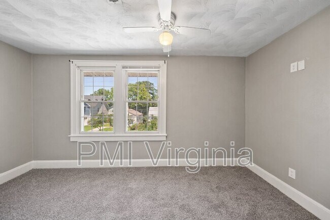 Building Photo - 259 A View Ave