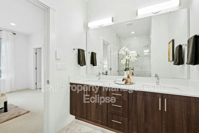 Building Photo - 9635 Thorsk St