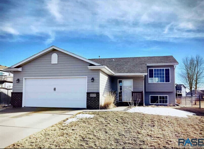 Building Photo - 5805 W. Teem Street