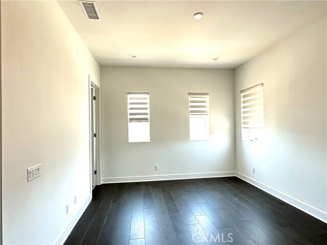 Building Photo - 20425 Edgewood Ct