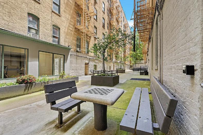 Building Photo - 243 W 63rd St