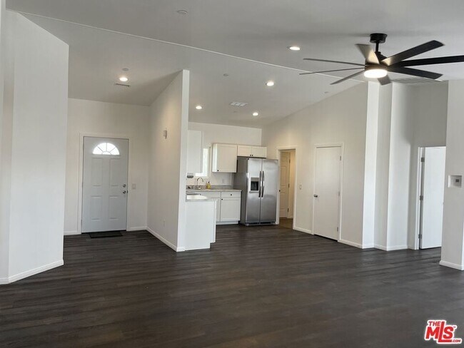 Building Photo - 2877 Gram Dr