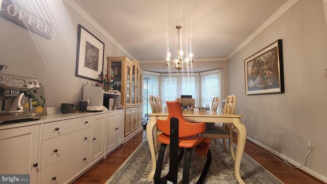 Building Photo - 6453 Springhouse Cir