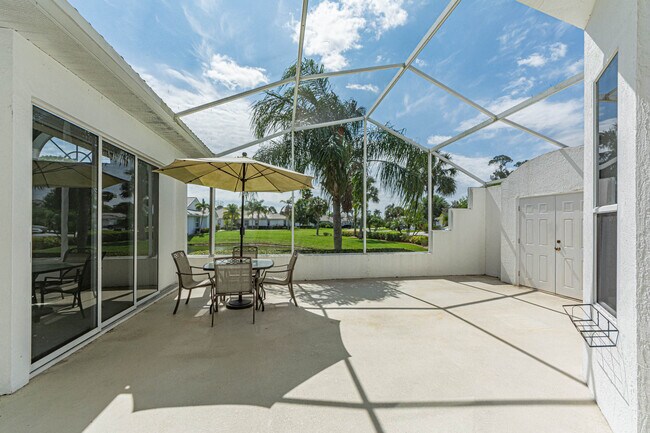 Building Photo - 1700 Aynsley Way