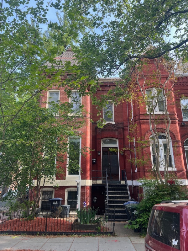 Primary Photo - 619 Q St NW