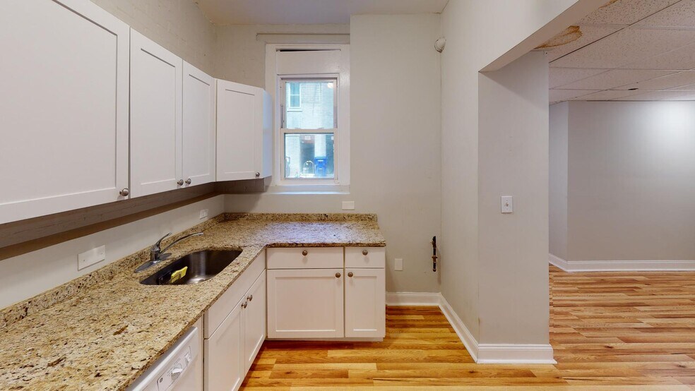 Building Photo - 1198 Commonwealth Ave