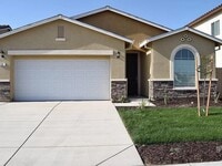 Building Photo - 735 Suzanne Dr