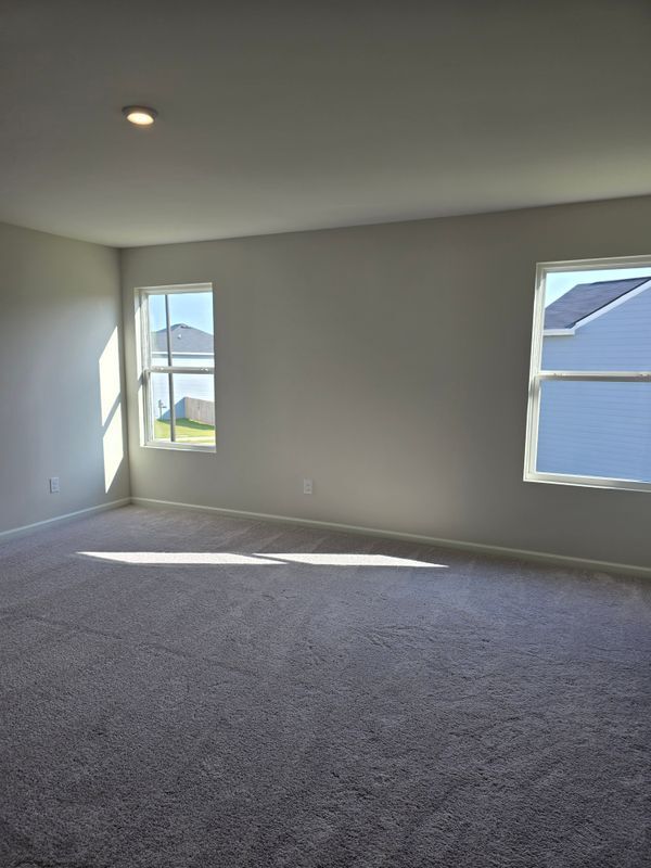 Building Photo - 228 Isabella Way