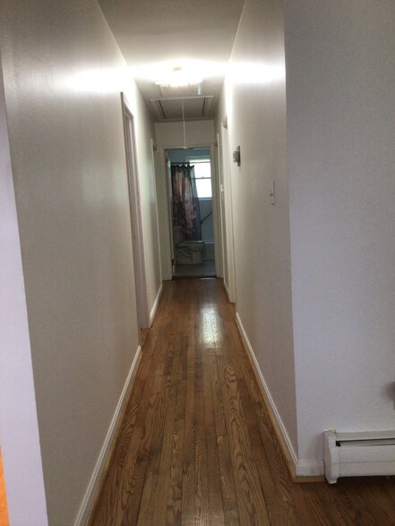 Building Photo - 43855 Bardmore Way