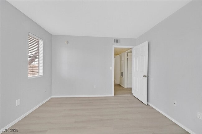 Building Photo - 4400 W Lake Mead Blvd