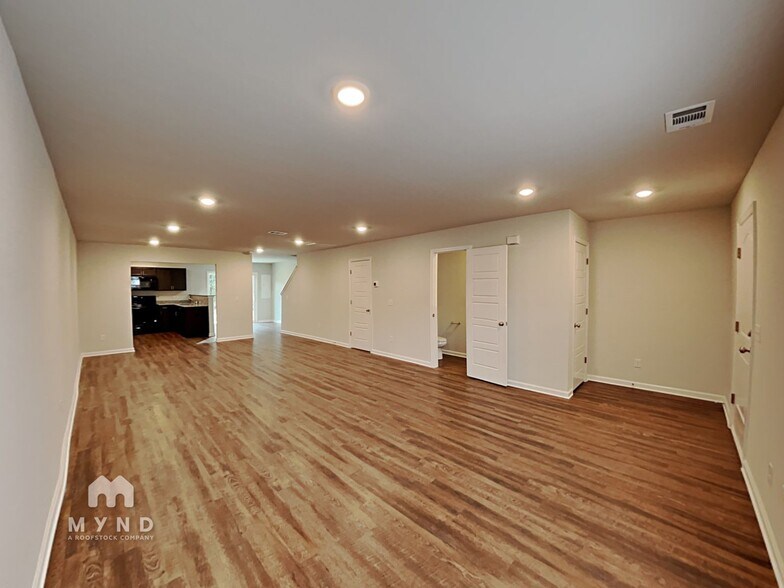 Building Photo - 34 Brown Thrasher Ct